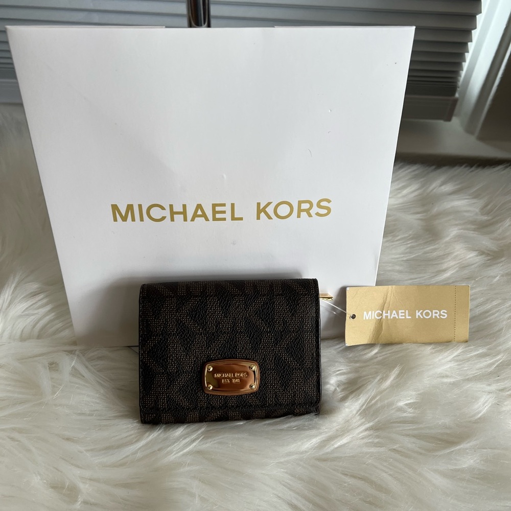 Authentic Michael kors trifold wallet